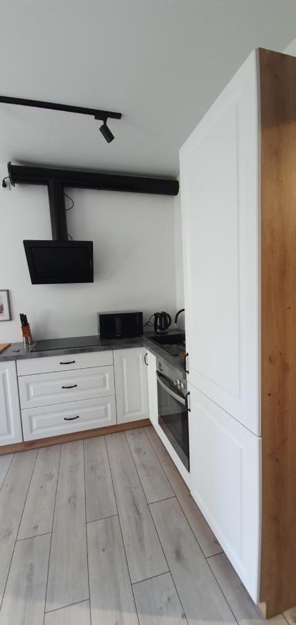 Juna2 - Nowoczesny Apartament W Centrum Z Widokiem Na Park Прушков Екстериор снимка