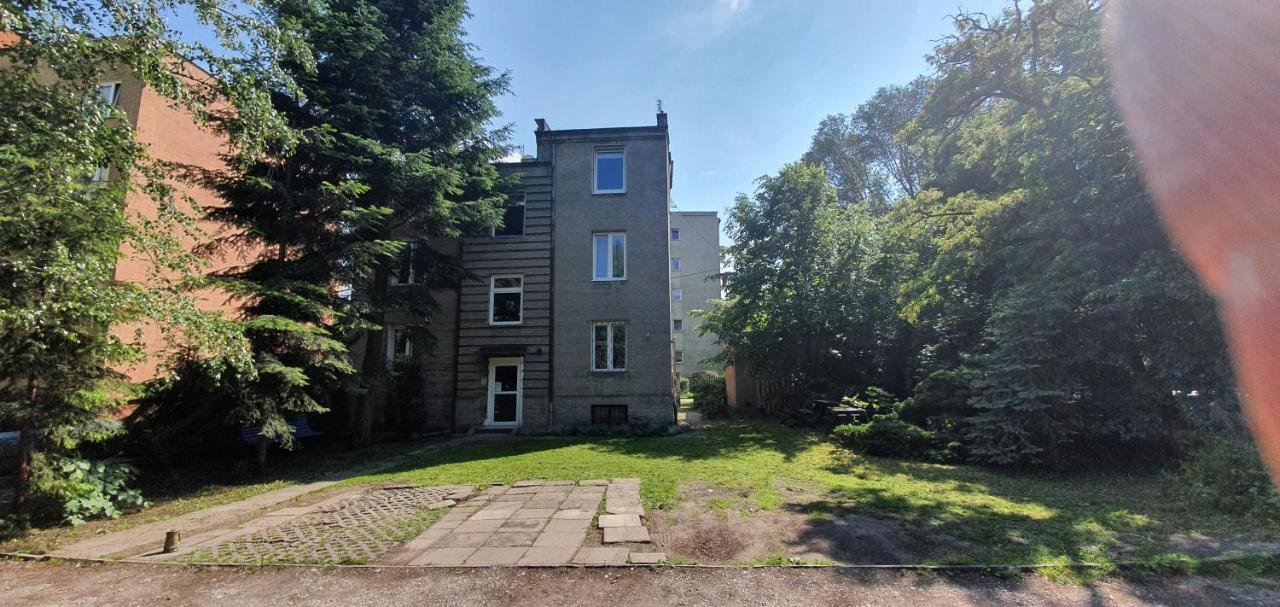 Juna2 - Nowoczesny Apartament W Centrum Z Widokiem Na Park Прушков Екстериор снимка